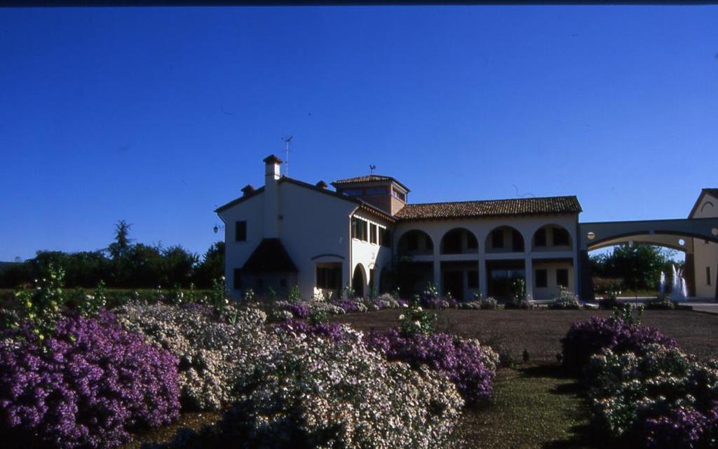 Agriturismo Due Torri Montebelluna Eksteriør billede